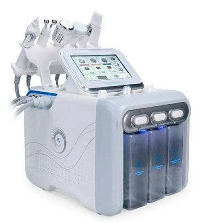 8-in-1 Hydrafacial Machine with Dual Pump