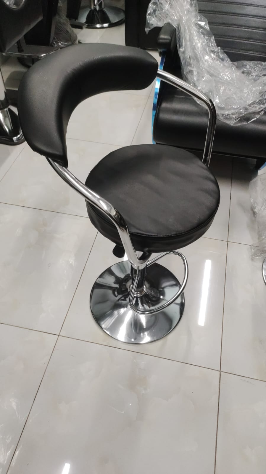Stylish Modern Procedure Stool / Revolving Stool