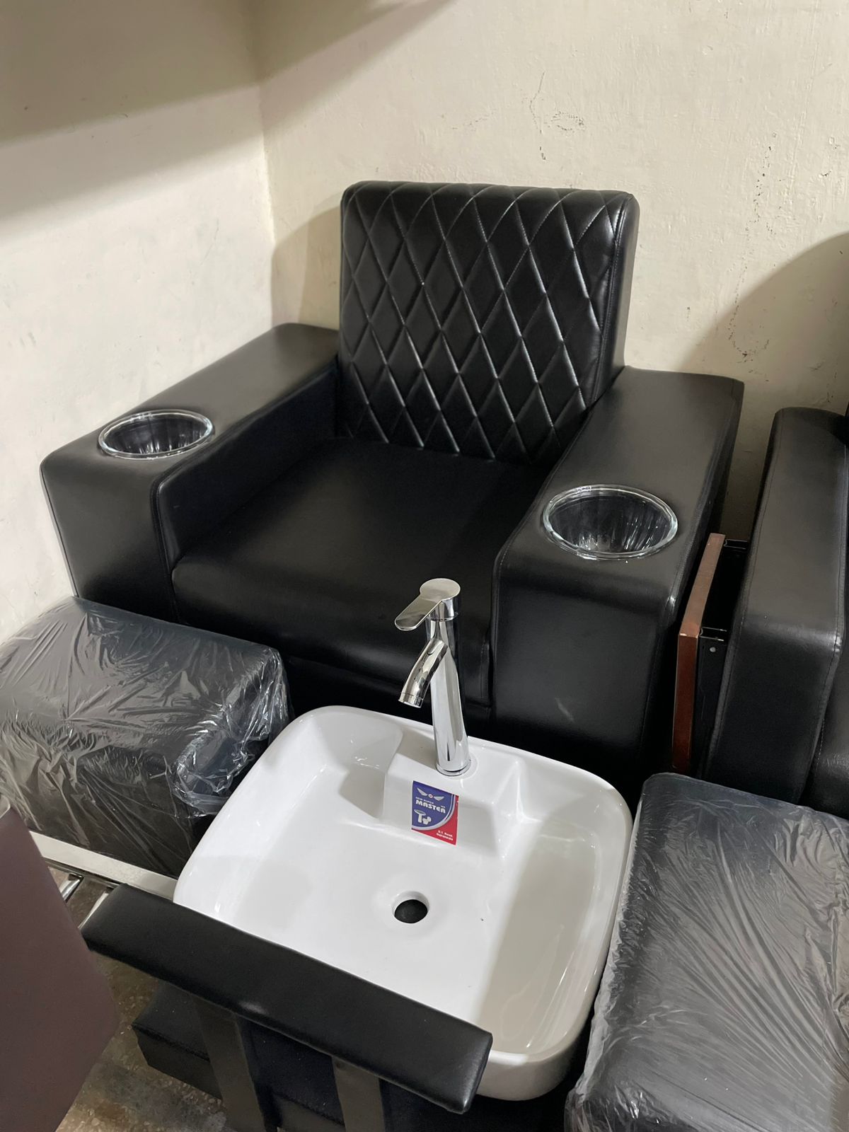 Mani/Pedi Two-in-One Unit